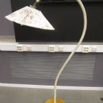 671 8305 FLOOR LAMP